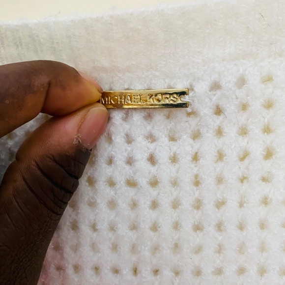 Michael Kors light weight sweater - Picture 5 of 6